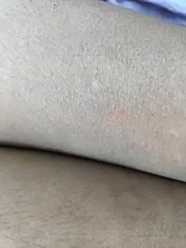 paro22_sex - Paro22_sex's free webcam - UK Sex Cams