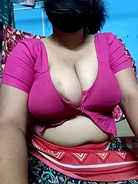 Webcam Model (BERRY_00)  is live.Free join now!