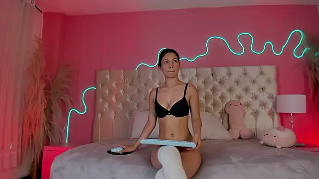 Julieta_Cortes__ webcam