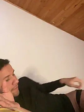 Michaell_Spinelly webcam