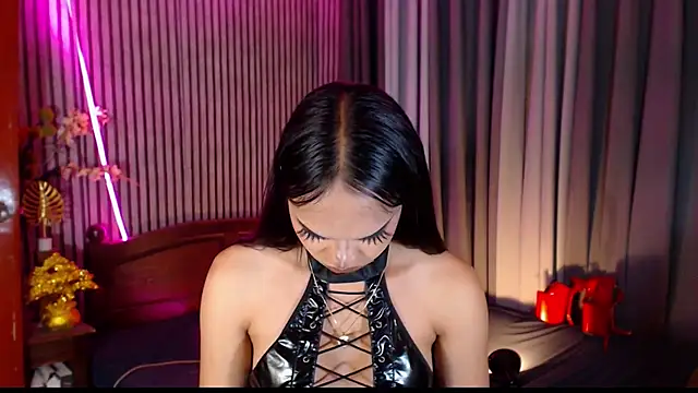 Unforgettablejulia webcam