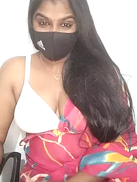 Tamil_Azhaghi webcam