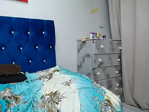 SexyDarkLadyXxx webcam