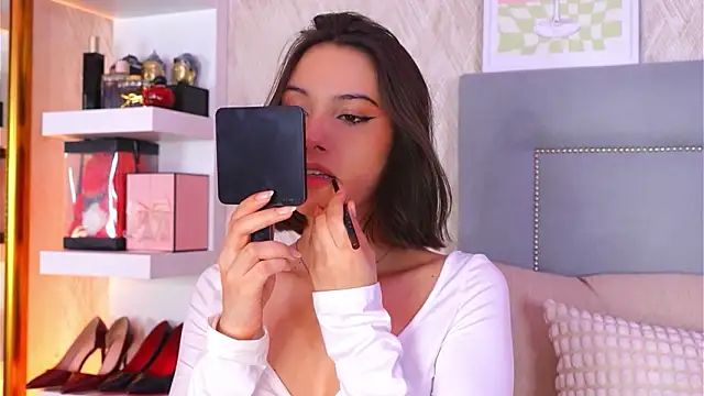 sofy_bradd - Sofy_Bradd's free webcam - UK Sex Cams