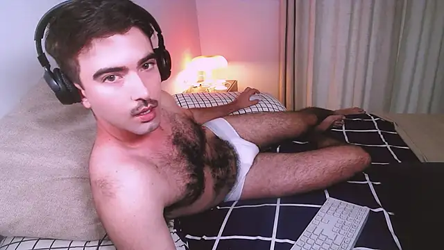 hairyzodb - Hairyzodb's free webcam - UK Sex Cams