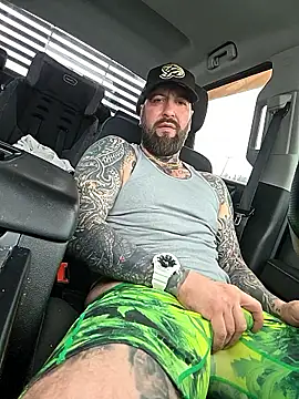 Beardedtattood webcam