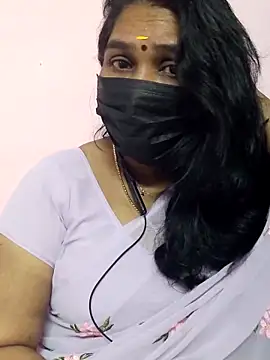 miss-maggi - Miss-Maggi's free webcam - UK Sex Cams