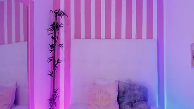 m0lly_beckers - M0lly_Beckers's free webcam