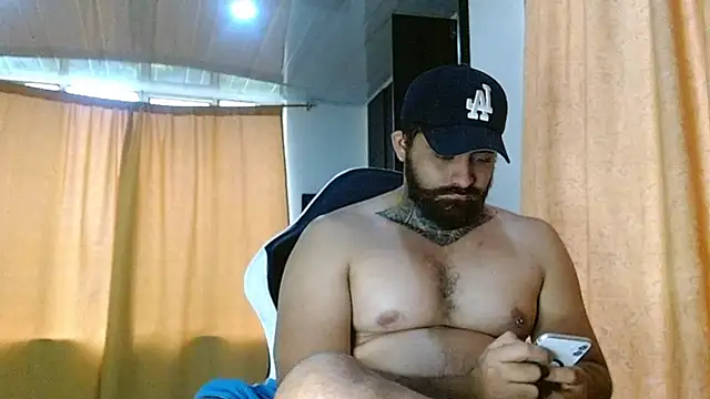 aronmiller404 webcam