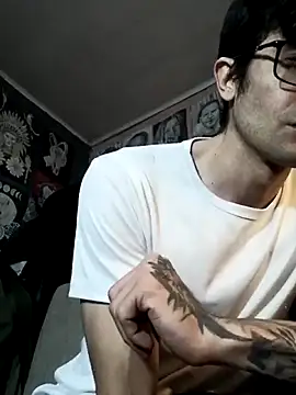 Loggan_donnelly webcam