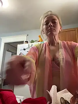 Titsandtats24 webcam