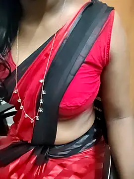 Webcam Model (Tamilmallu-duskygirl03)  is live.Free join now!