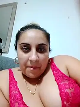 AntoAntonianna webcam