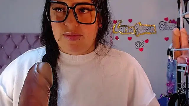 lanaqueen699 webcam