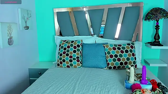 nora_temptress webcam