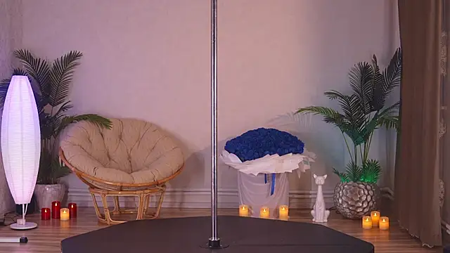 kittycaitlin - KittyCaitlin's free webcam - UK Sex Cams