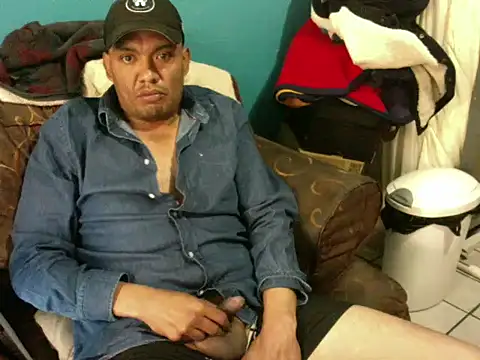 latinomoreno95 webcam