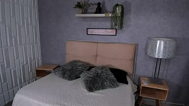 lulubeerry - LuluBeerry's free webcam