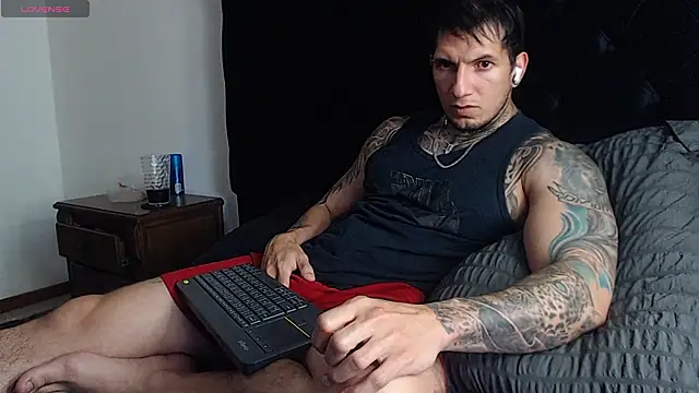 Shane_Clay webcam