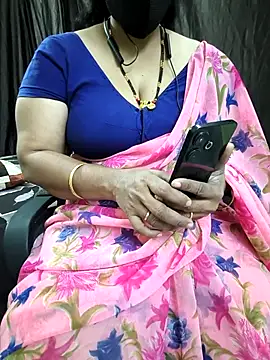 Webcam Model (bhuvana_555)  is live.Free join now!