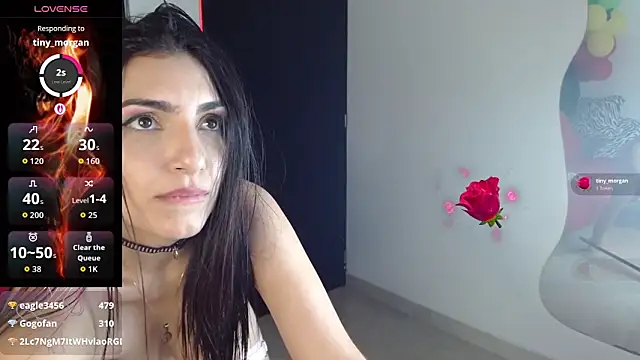 lunasub69_ (Ask my age) - chinesse ball on pussy whit thoot paste