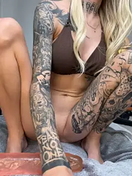 mc-olivia (F young) - bigger long dildo in ass 60cm