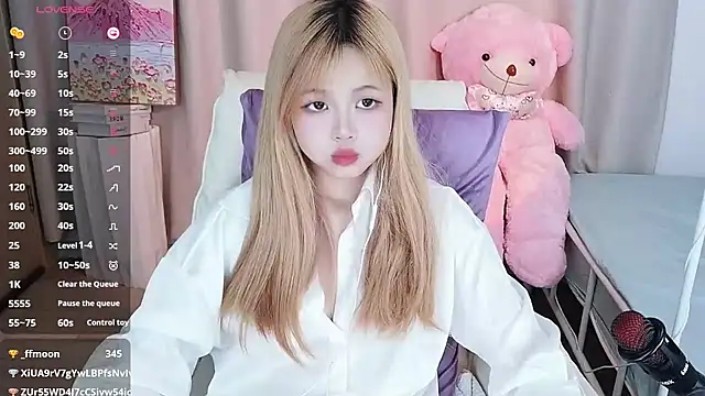 -anya-666- - -Anya-666-'s free webcam