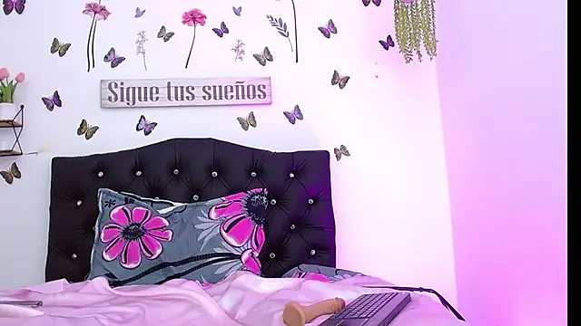 Coral_Villalobos webcam