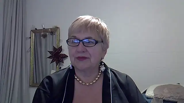 sweetcherry27 - SweetCherry27's free webcam - UK Sex Cams