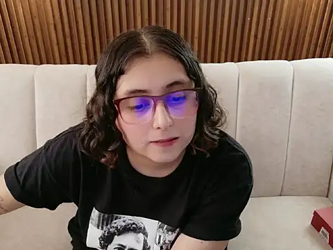 dirty_feelena - Dirty_feelena's free webcam - UK Sex Cams