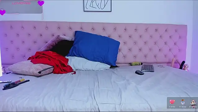 carolinaglamour - CarolinaGlamour's free webcam - UK Sex Cams