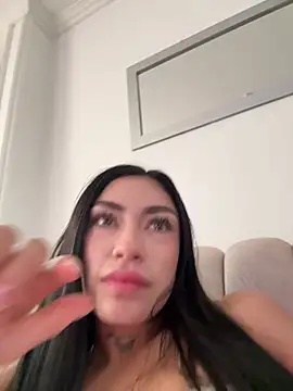 Webcam Model (Bonny_Eva)  is live.Free join now!