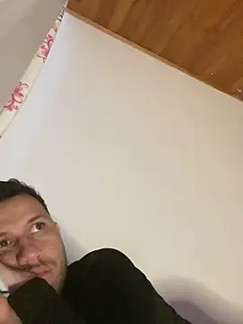 Michaell_Spinelly webcam