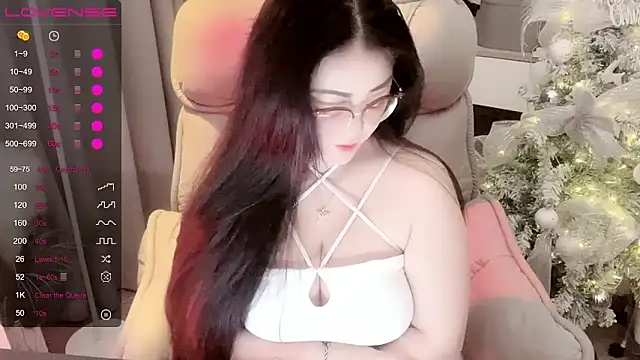 Monica-666888- webcam