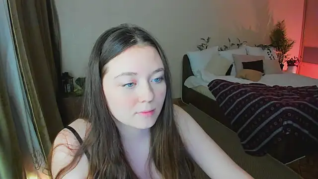 AlluringLookk webcam