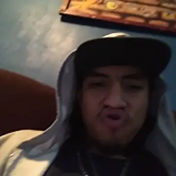 AlexAlejandro13 webcam