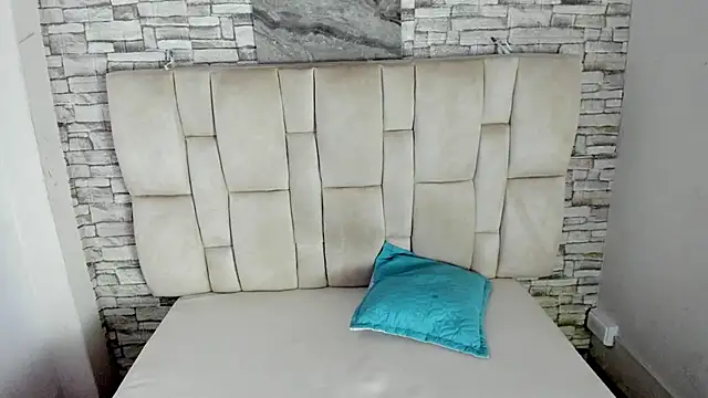 Celesste_doll webcam