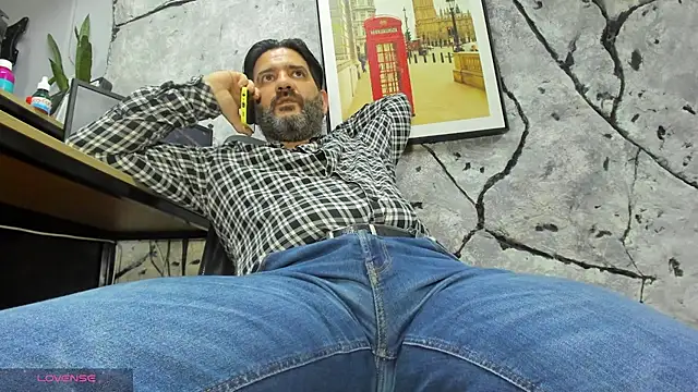 Maxi_thebig_daddy webcam