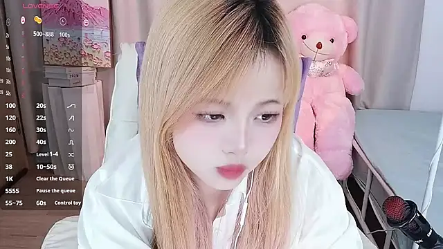 美女-Anya-666-在线直播