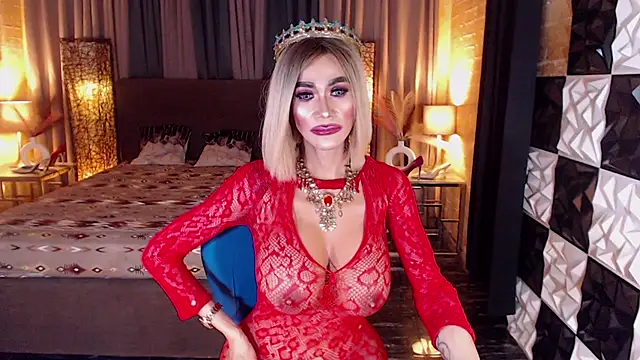 MonstrousCockDiva webcam