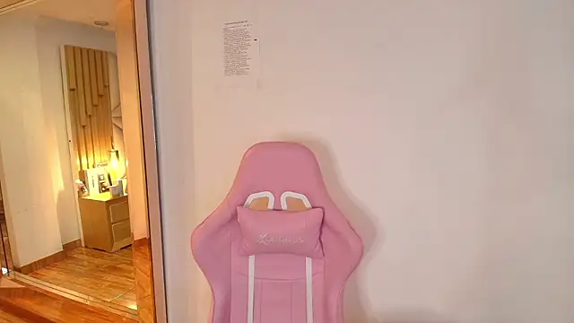 coraline_vera webcam