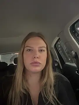 Chloemillerrxx webcam