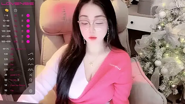 Monica-666888- webcam