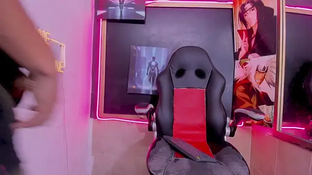 axelgreyder - Axelgreyder's free webcam - UK Sex Cams