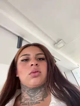 EmilyMoore_Pink webcam