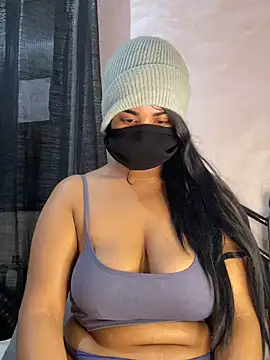 Nabila-hanouna webcam