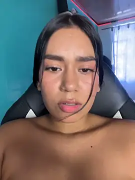 ALANAH_KITTY webcam