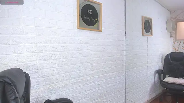 sofierouses - SofierouseS's free webcam - UK Sex Cams