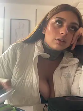 emilymoore_pink - EmilyMoore_Pink's free webcam - UK Sex Cams