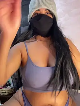 Nabila-hanouna webcam